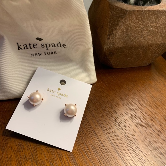 kate spade Jewelry - NWT Kate Spade Pearl Stud Earrings